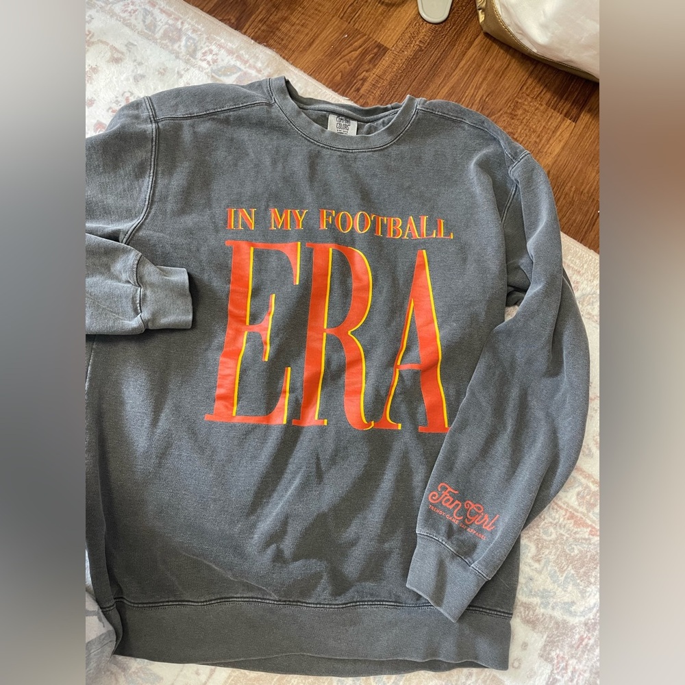 Chiefs x Taylor Swift Comfort Colors Gray Sweatshirt “IN MY FOOTBALL ERA”